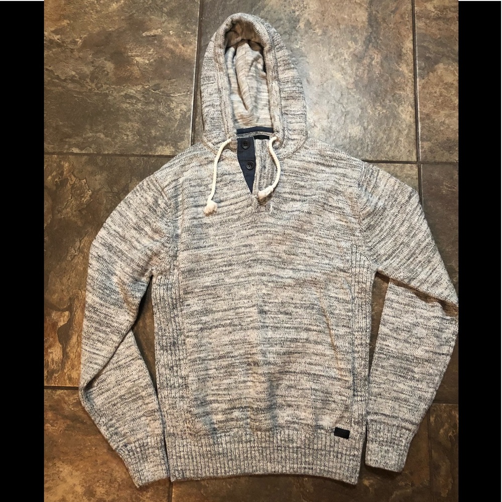 Me s outpost hooded sweater